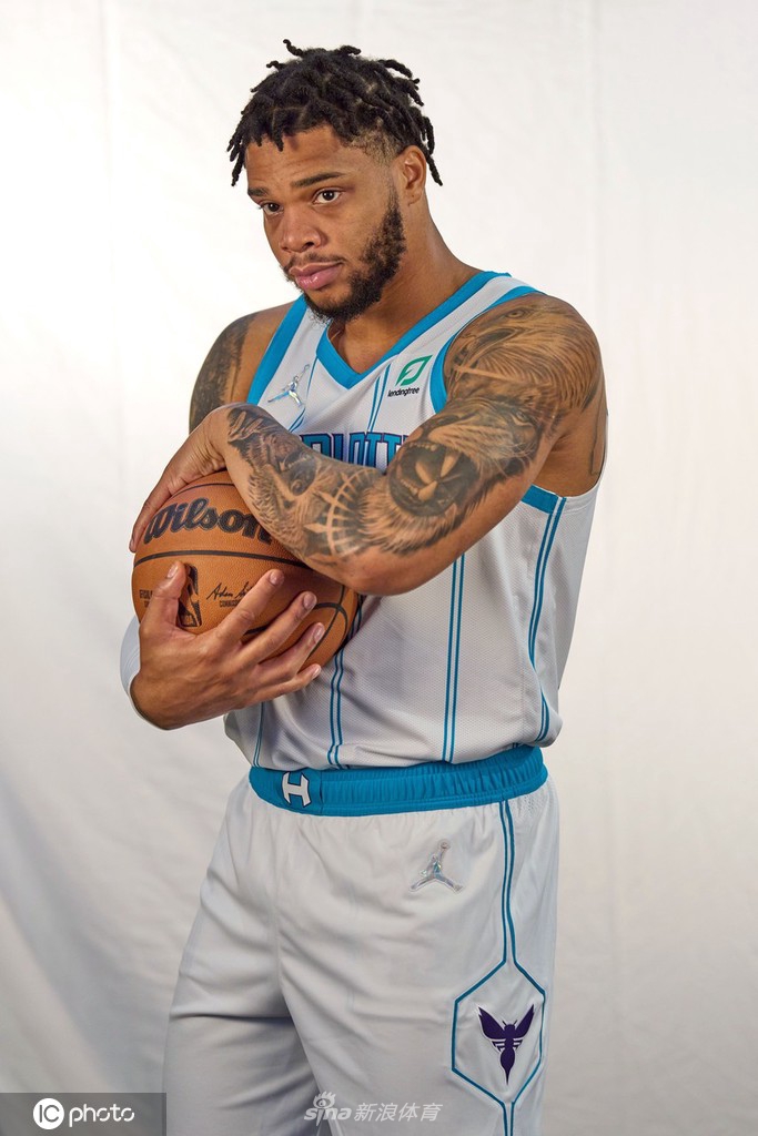 关于从夏洛特黄蜂围绕西甲主帅复盘到里程碑夜阿斯顿维拉队长鼓劲，加时末段官宣签约引欢呼的信息开元娱乐