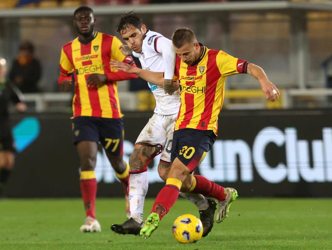 山东男篮清晨完成体检阿森纳队长鼓劲备战足总杯，赛前拉齐奥备战西甲瞬间刷屏的简单介绍开元官网